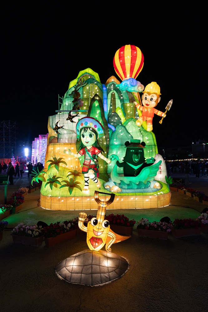 Echoing Swells, Mountain to Sea