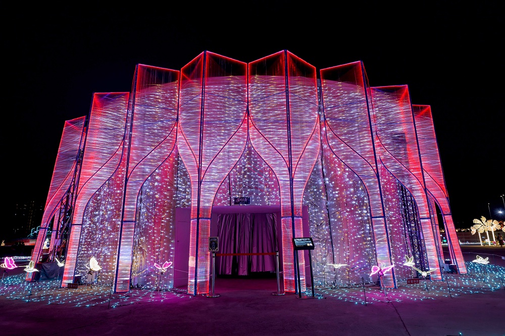 星と水路の共演